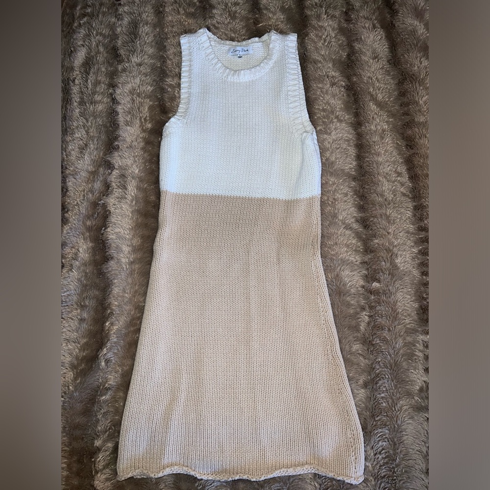 Boutique Knit Dress Two Toned